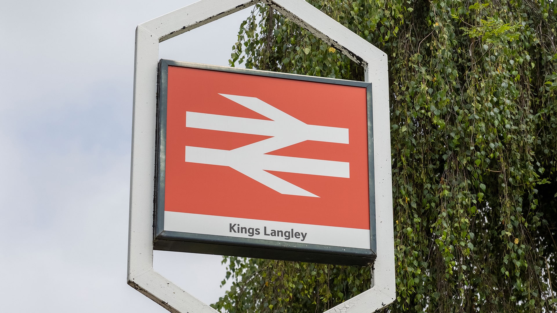 Kings Langley Station